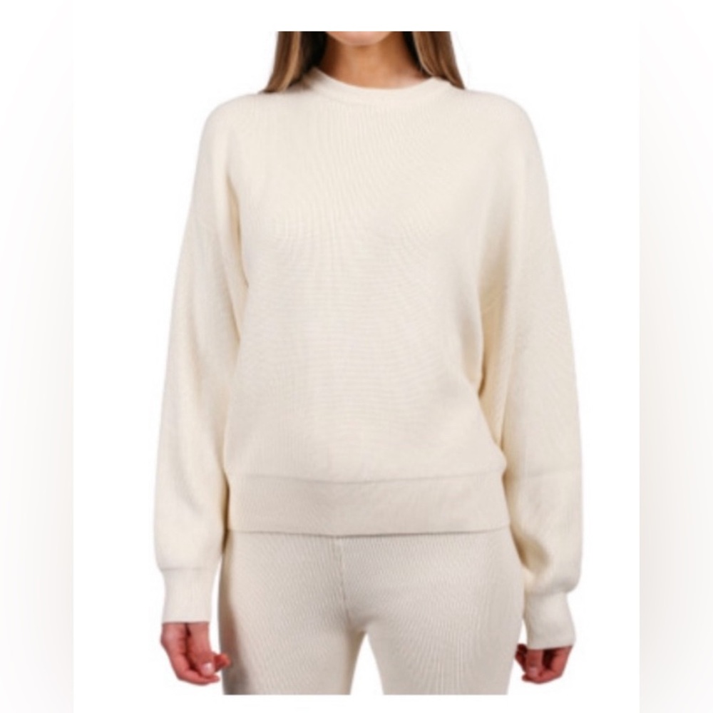 NWOT- Brunette the Label crew neck sweater in cream size M/L